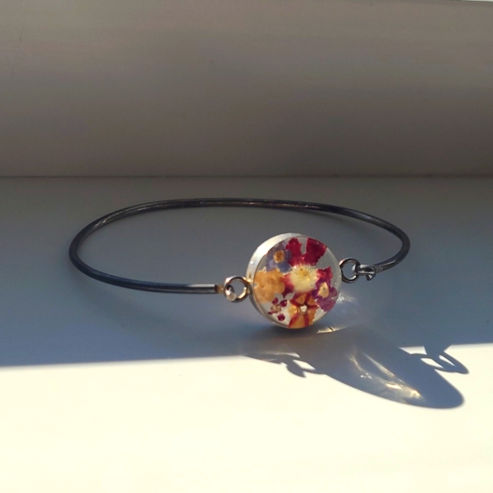 Silver flower bracelet